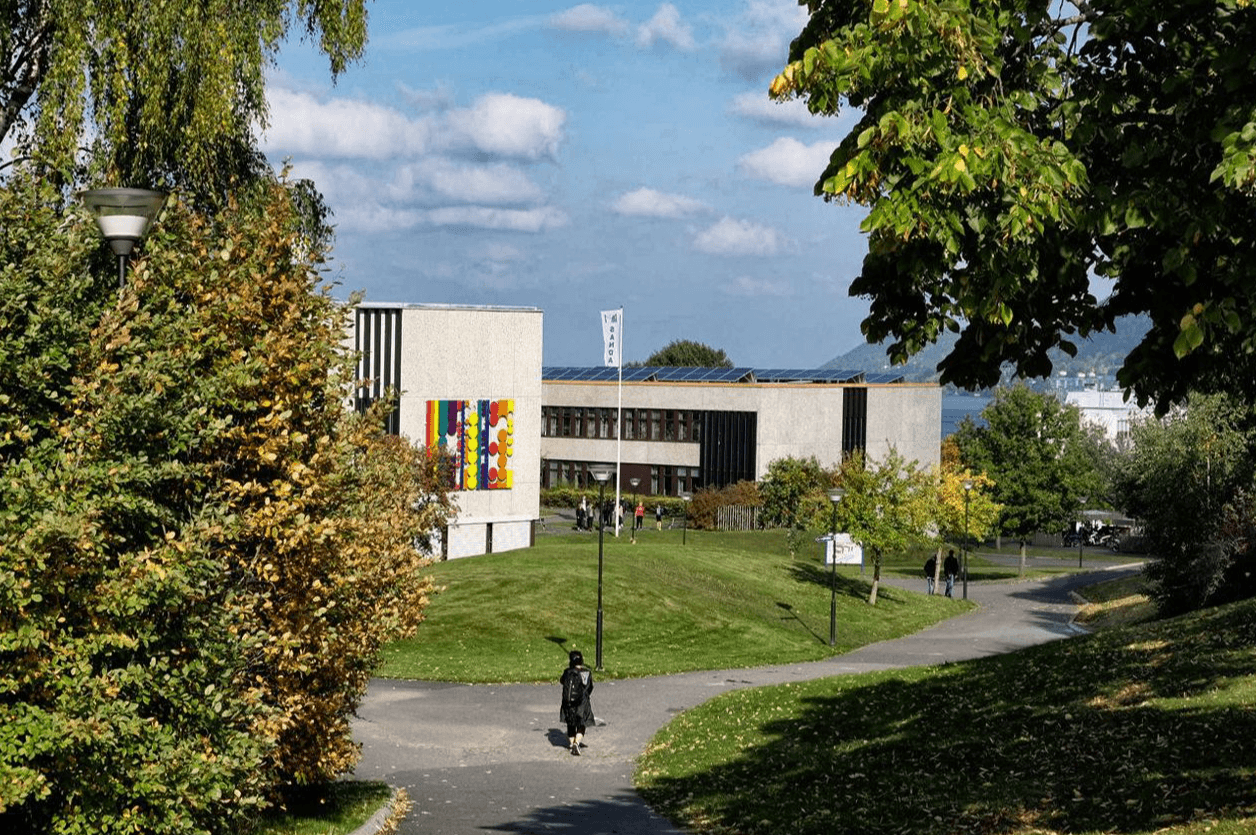 Bild på Sandagymnasiet