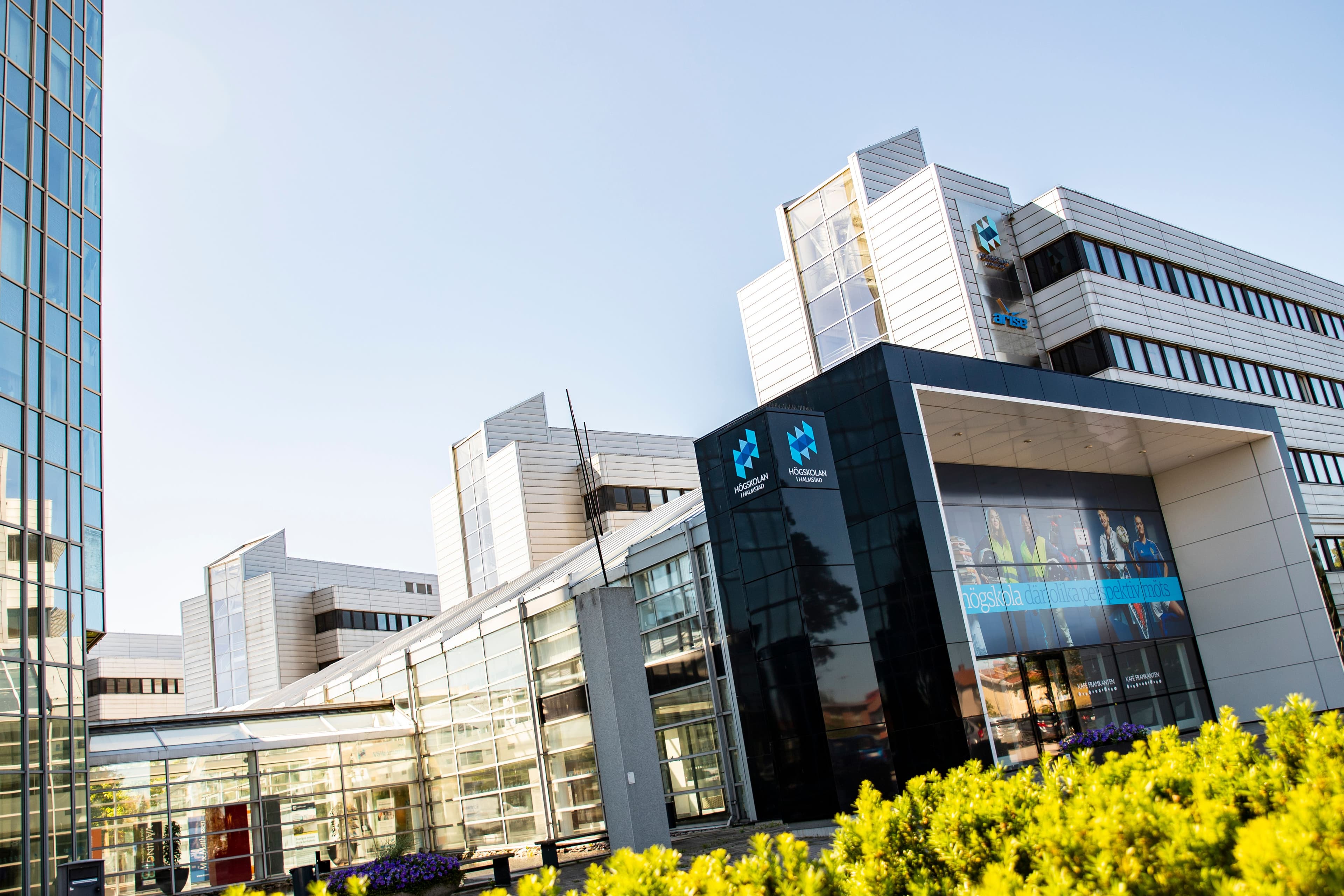 Bild på Högskolan i Halmstad även kallad Högskolan i Halmstad