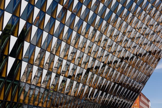 Topp 20: Gymnasierna som skickar flest till Karolinska